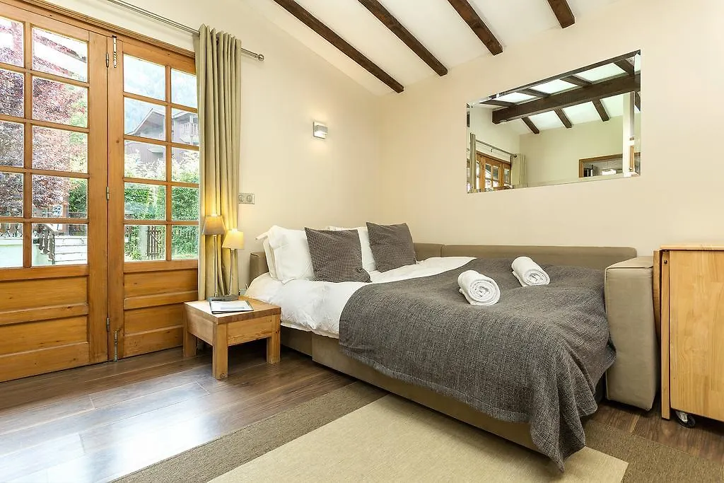 Lejlighed Mazot Loppe - A Cosy Central Chamonix Hideaway